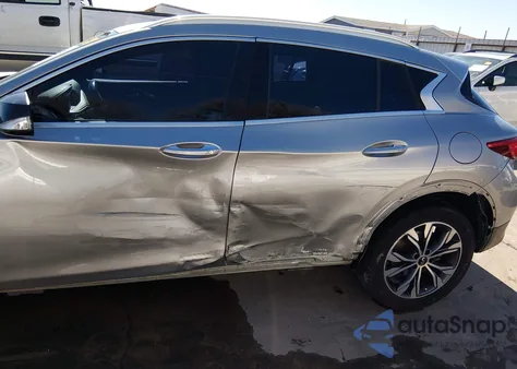 2018 Infiniti Qx30 Luxury из США, поврежденный, VIN SJKCH5CR5JA059633